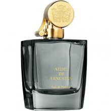  ایریس نازارنا